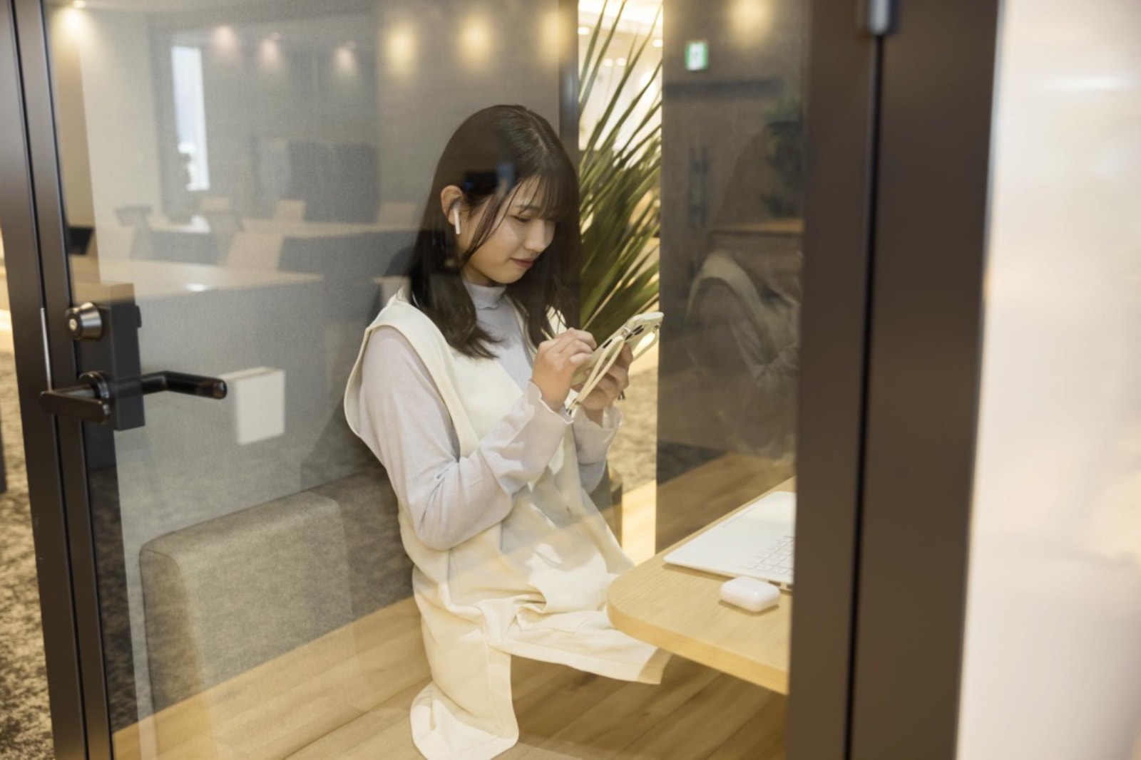 時間や場所に縛られないリモートオフィスで働こう