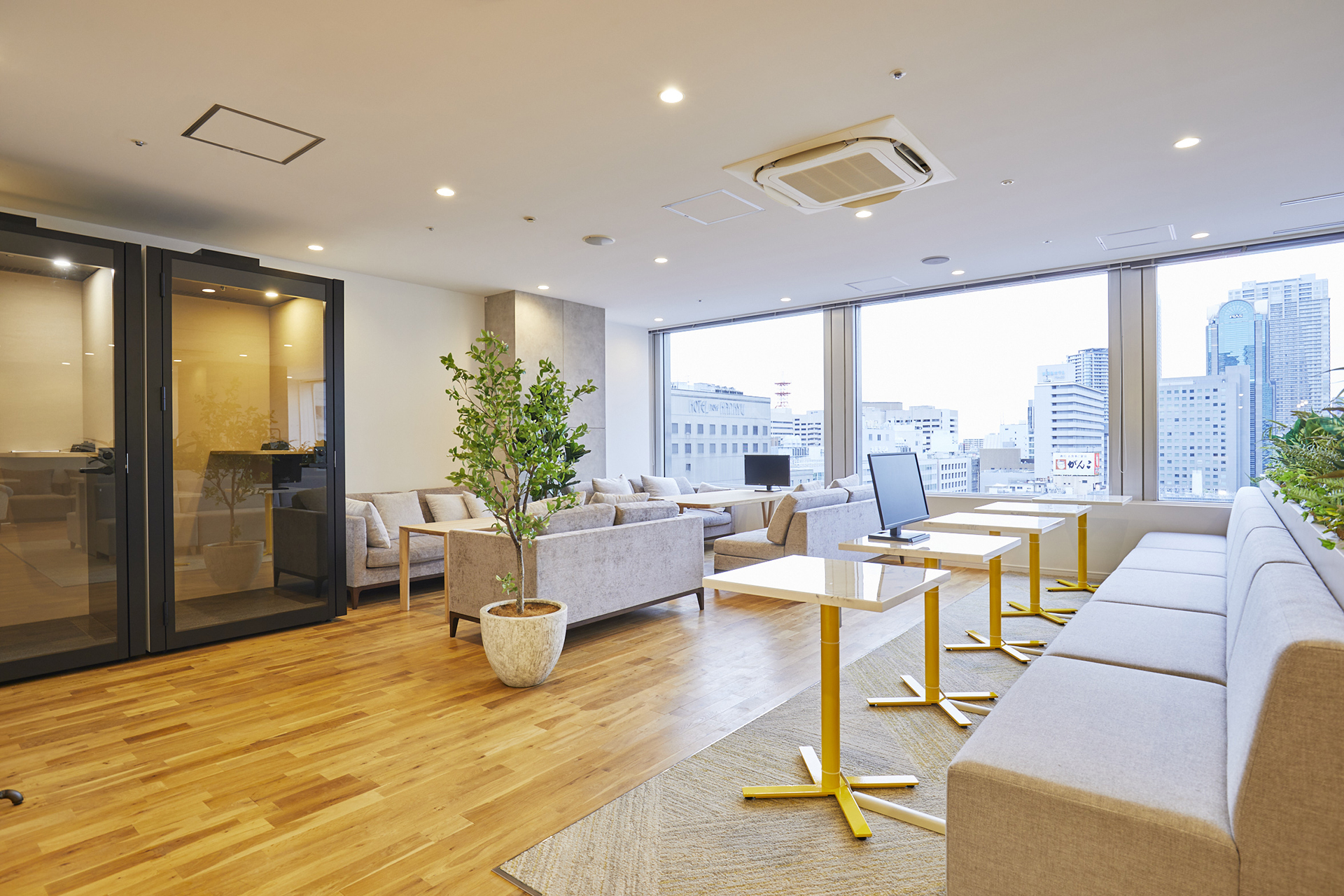 オープンスペース