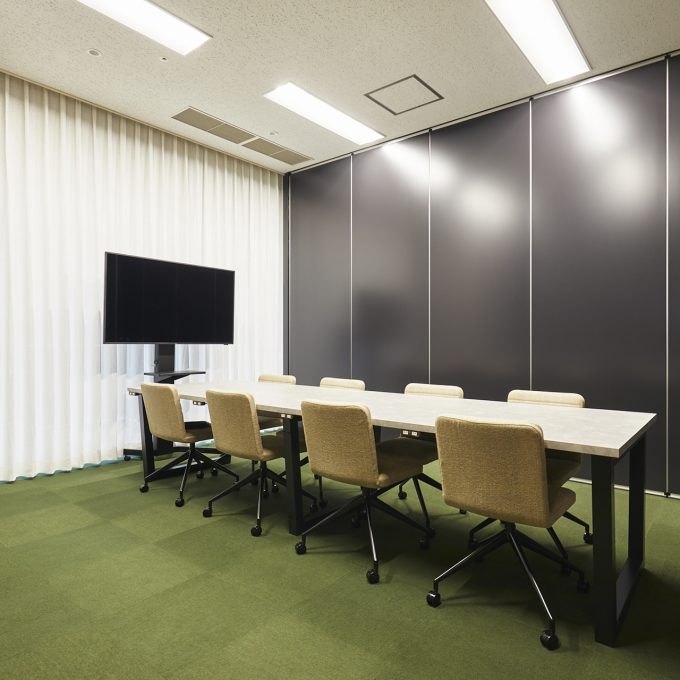 会議室(~12名)