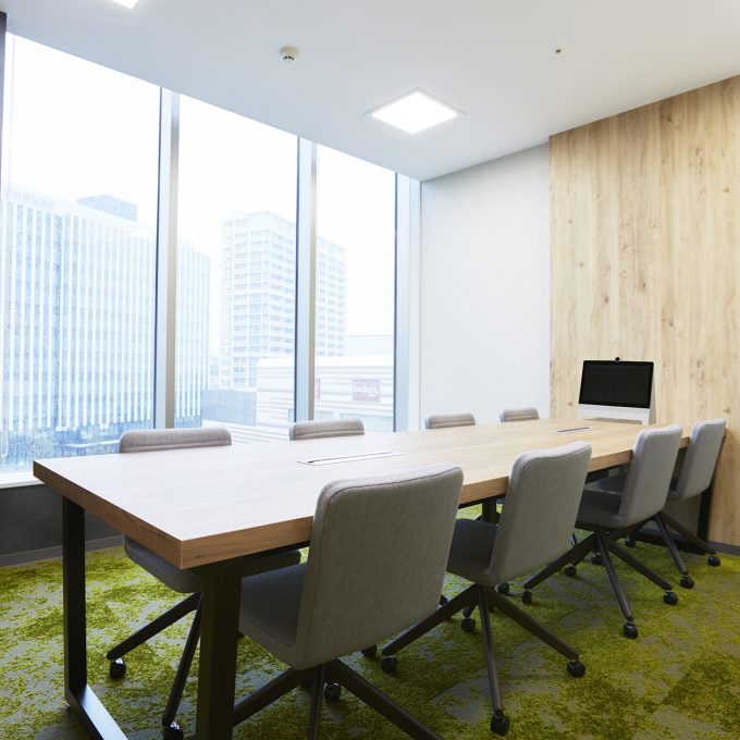 会議室(~12名)