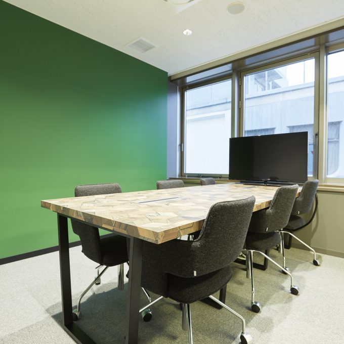 会議室(~12名)