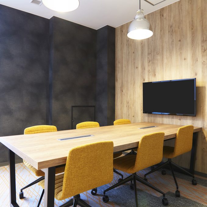 会議室(~12名)