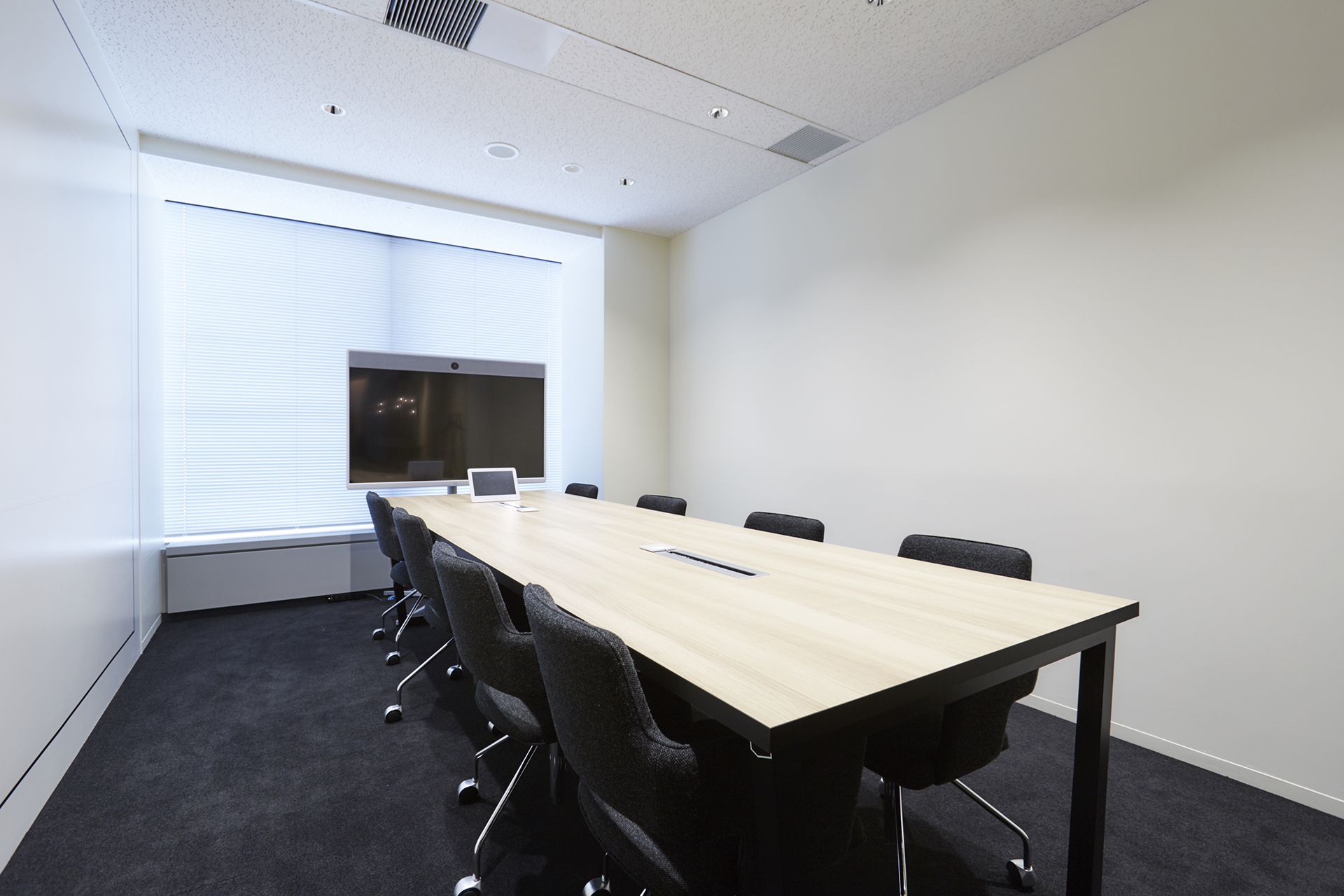 会議室(~12名)