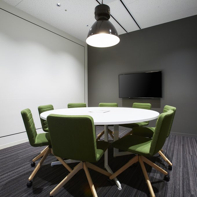 会議室(~12名)