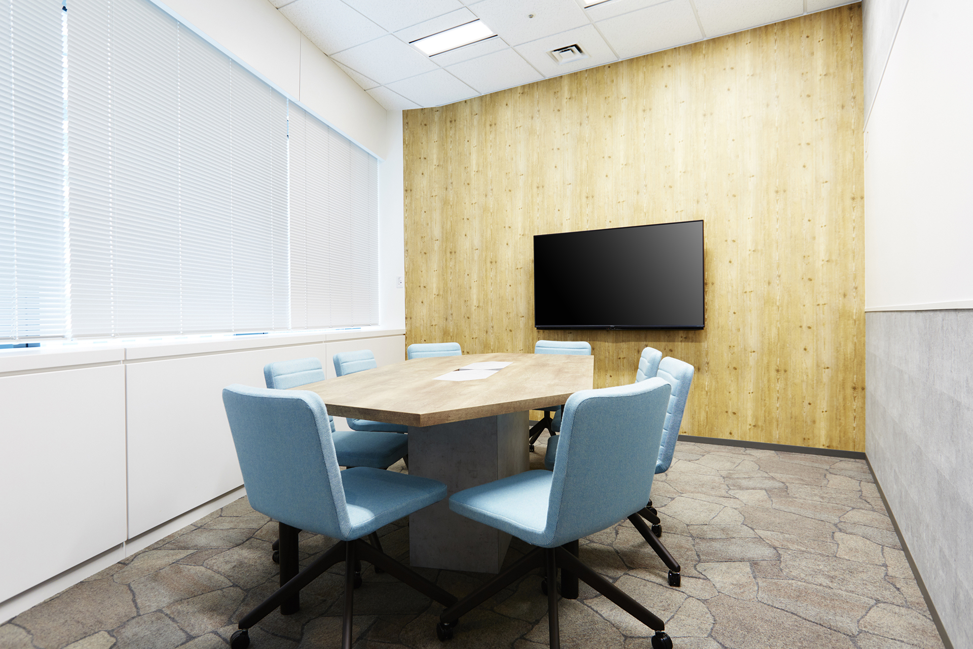 会議室(~12名)