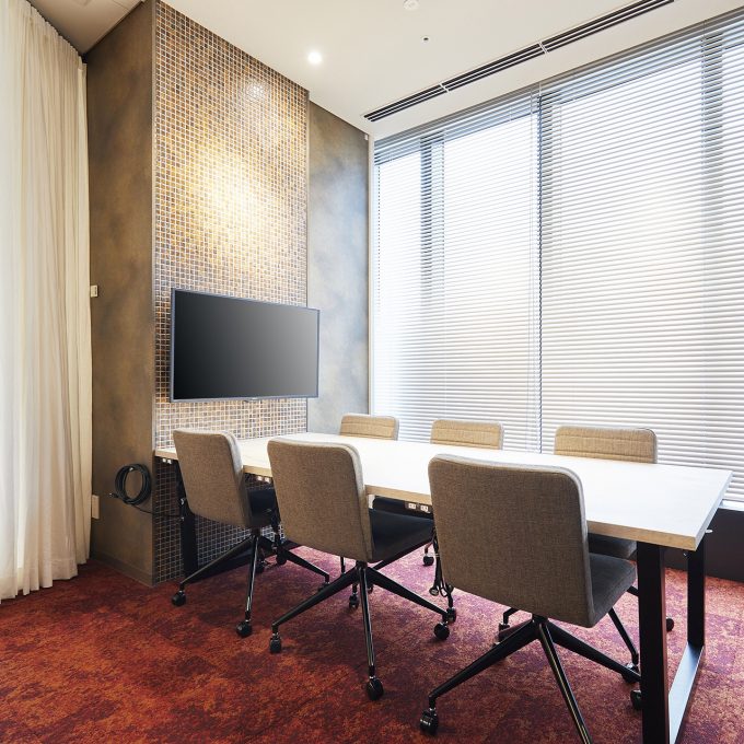会議室(~12名)
