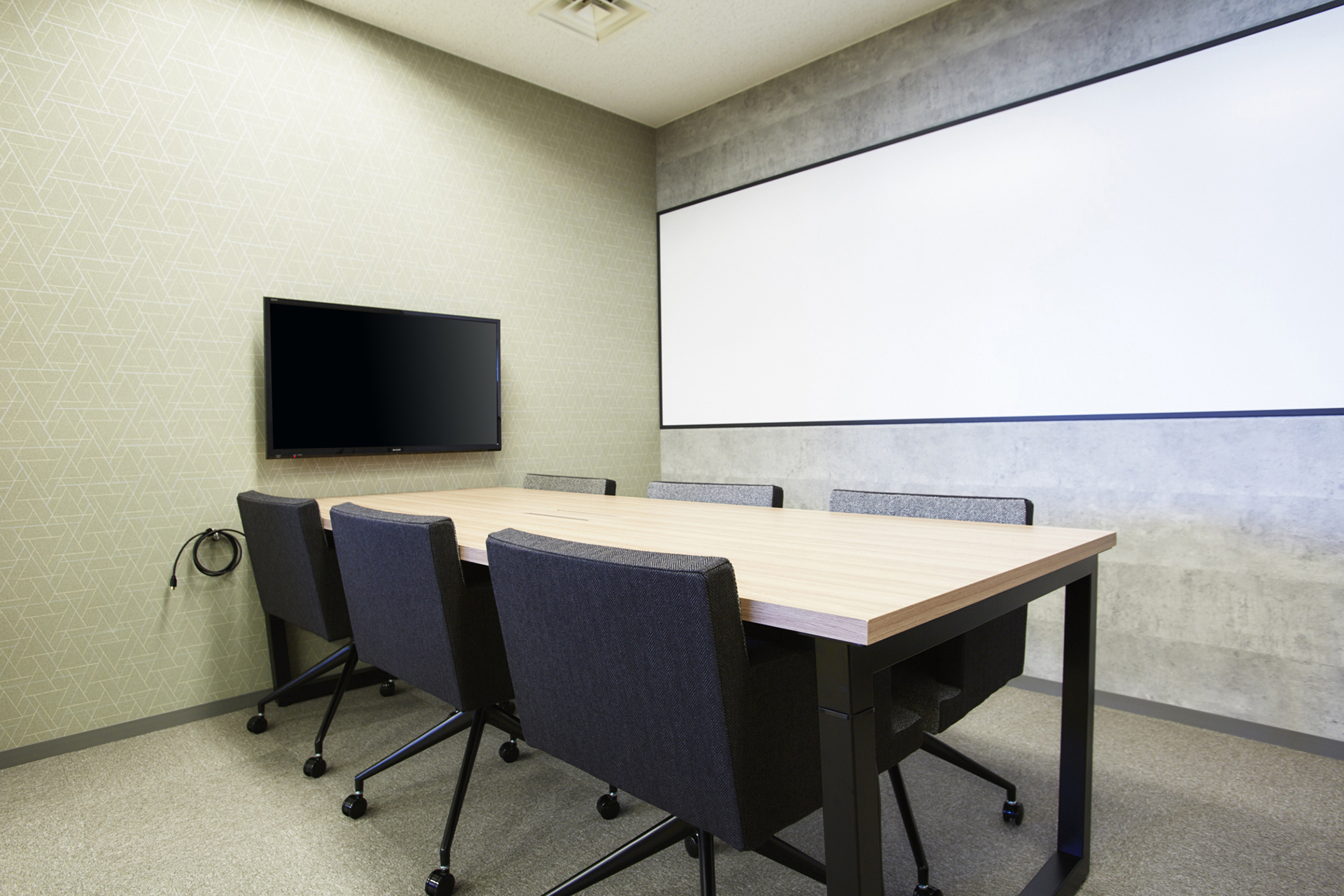 会議室(~12名)