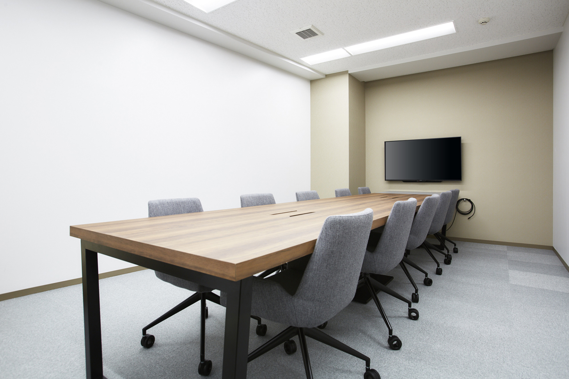 会議室(~12名)