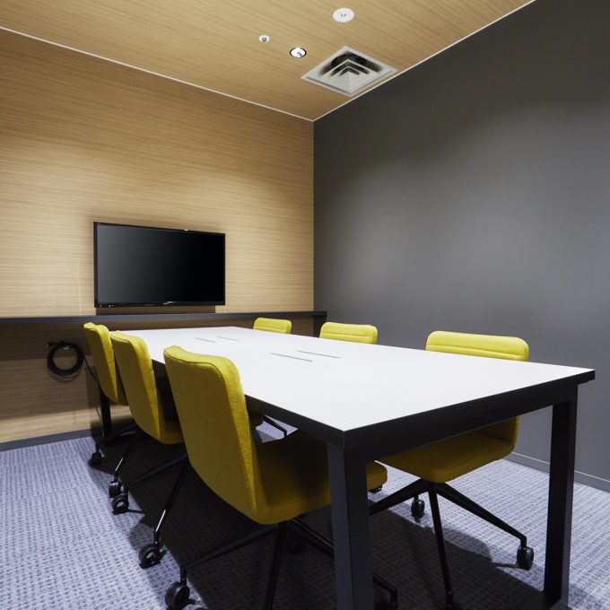 会議室(~12名)