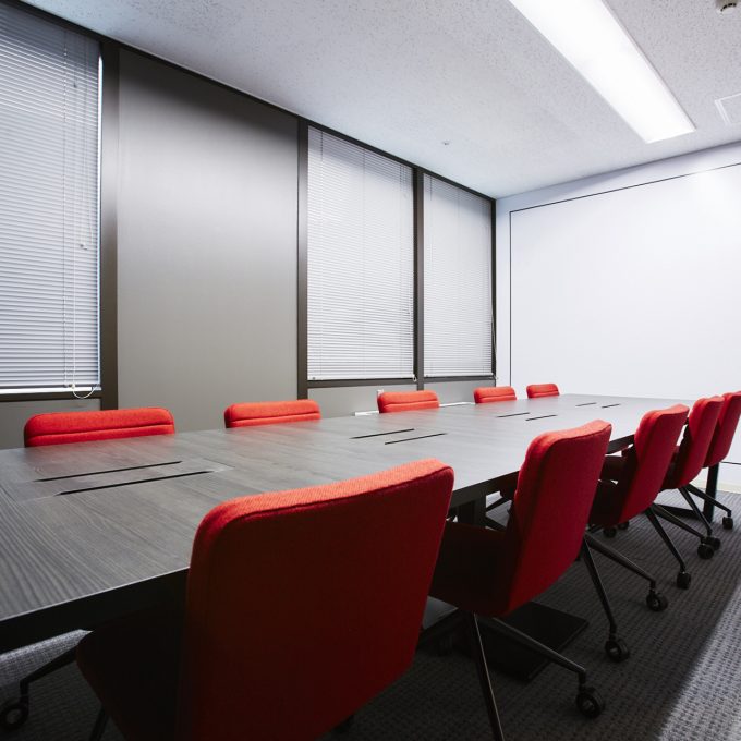 会議室(~12名)