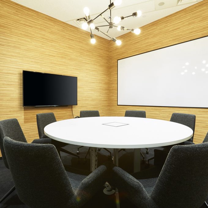 会議室(~12名)