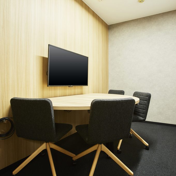 会議室(~12名)