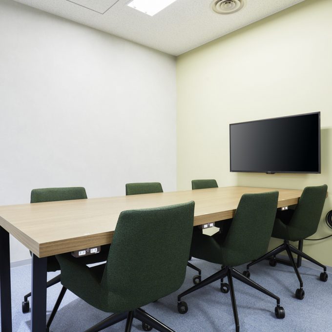 会議室(~12名)