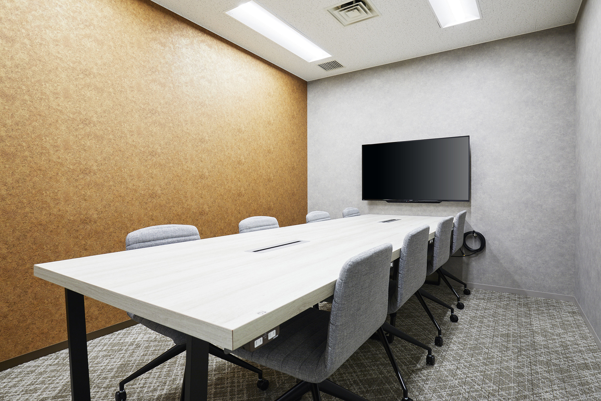 会議室(~12名)