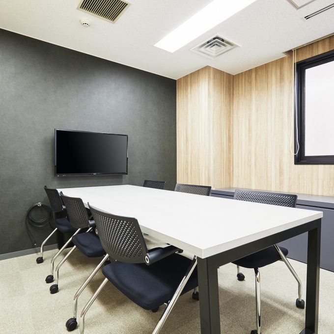 会議室(~12名)
