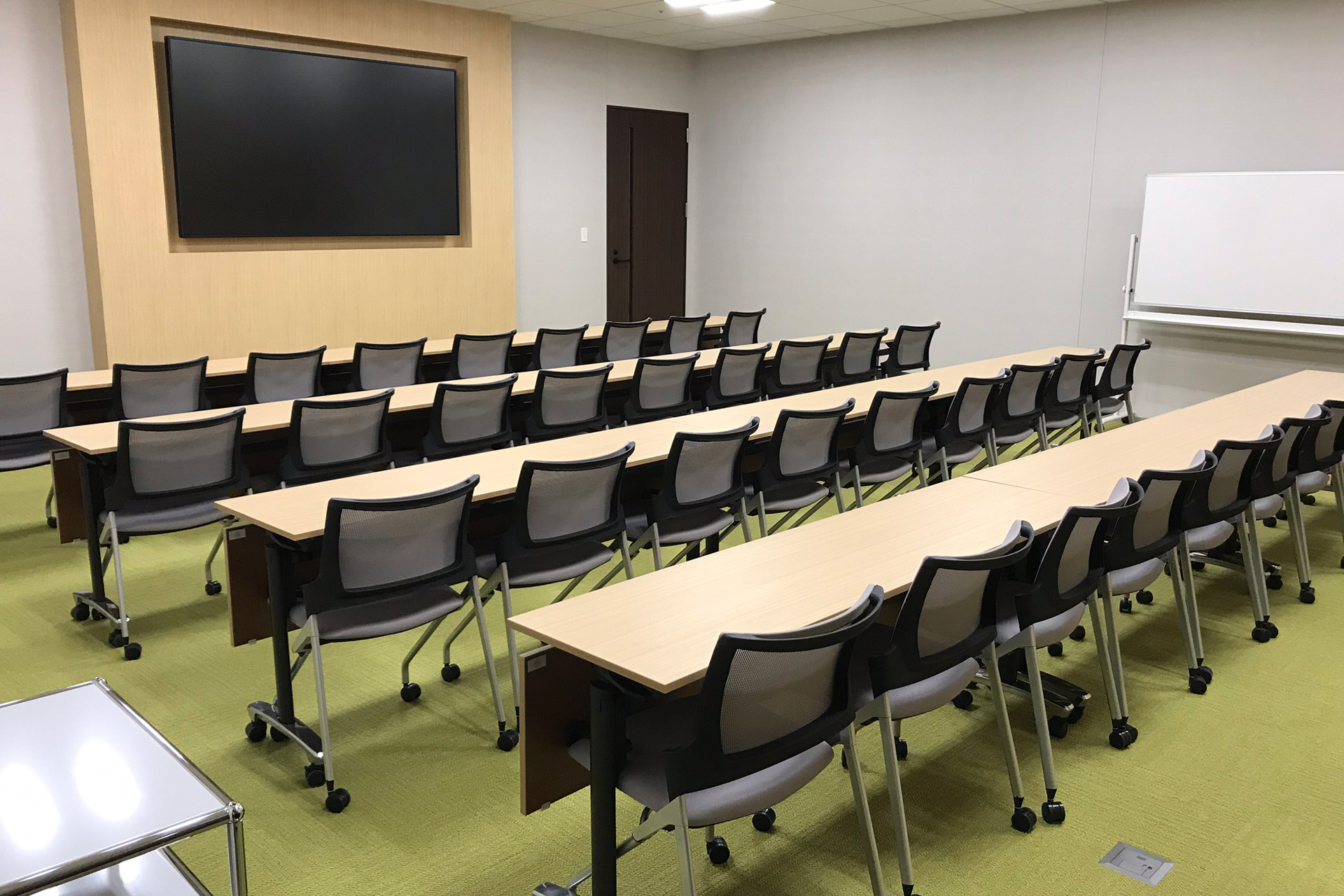 会議室(13~150名)