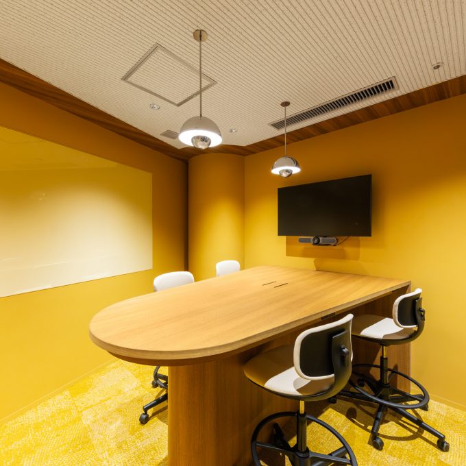 会議室(~12名)